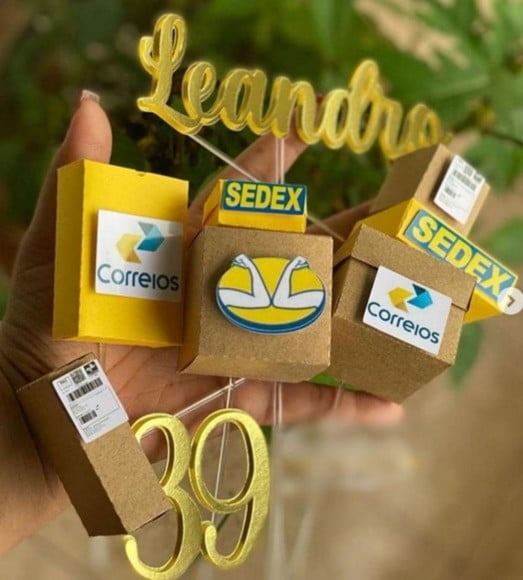 Arquivo de Corte Topo de Bolo Correios Studio