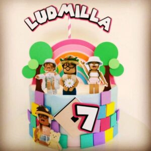 Arquivo de corte topo de bolo Roblox Menina