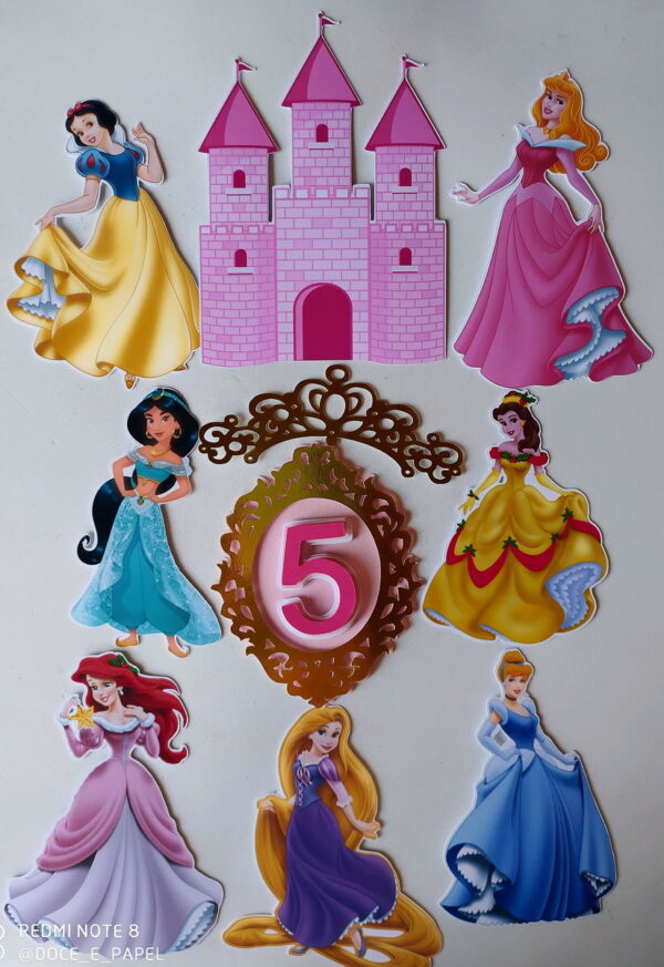 Arquivo corte Topo princesas Disney com numeral 5 e espelho