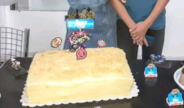 Arquivo de corte topo de bolo Os Vingadores
