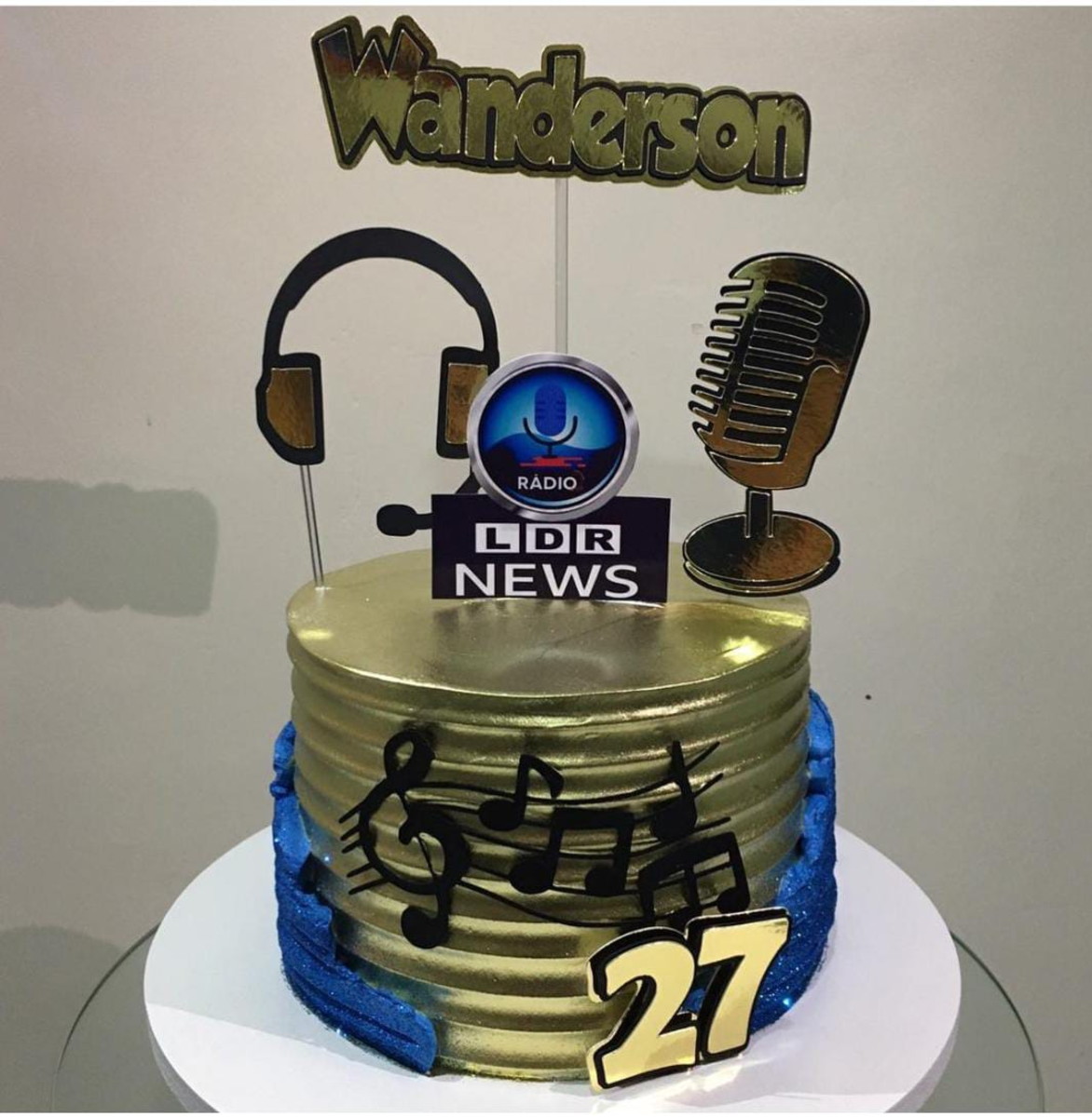 Arquivo De Corte Topo De Bolo Radialista Radio - Imagem 2