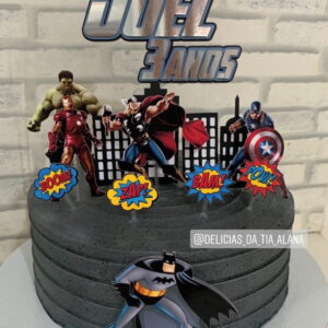 Arquivo de corte Topo de Bolo Vingadores