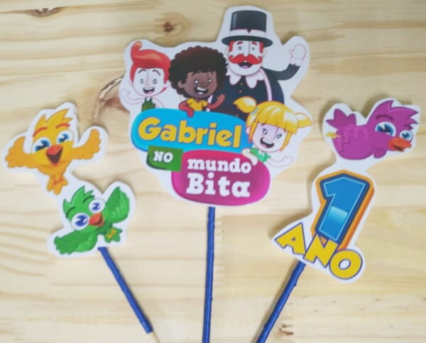 Bita topo de bolo personalizado pronta entrega - Image 3