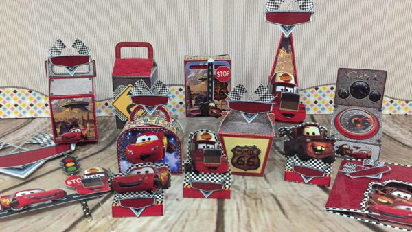 Kit com 5 arquivos de corte: 553-KIT FESTA CARROS EM STUDIO