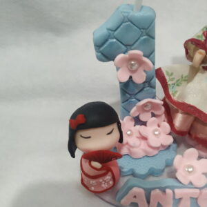 Topo de bolo Kokeshi